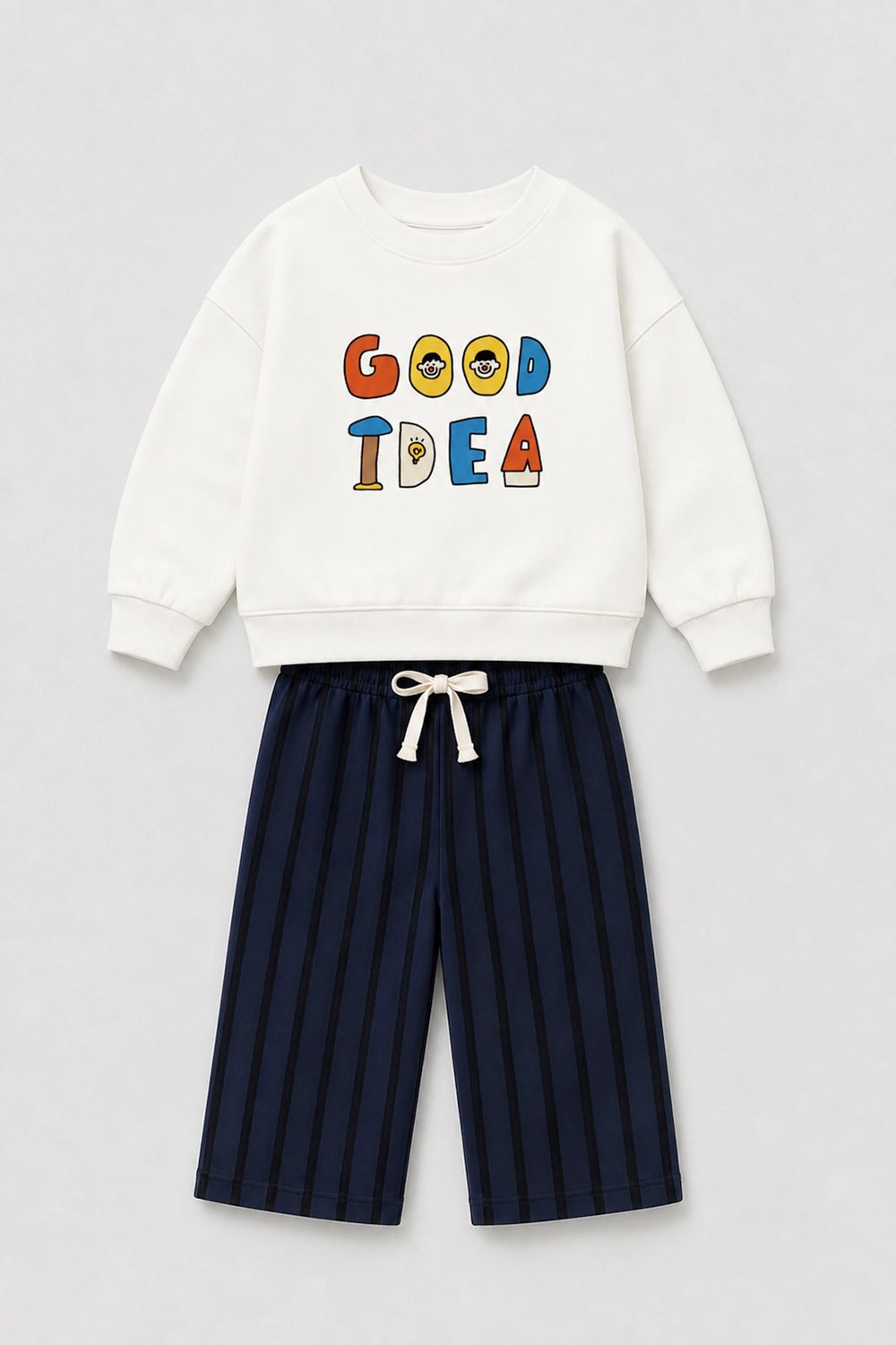 Erkek Çocuk Ekru Slogan Baskılı Sweatshirt ve Lacivert Çizgili Eşofman Alt Üst Takım
