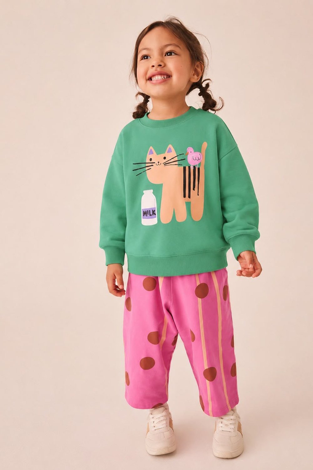 Kız Çocuk Yeşil Kedi Baskılı Pamuklu Sweatshirt ve Pembe Puantiyeli Eşofman Alt Üst Takım