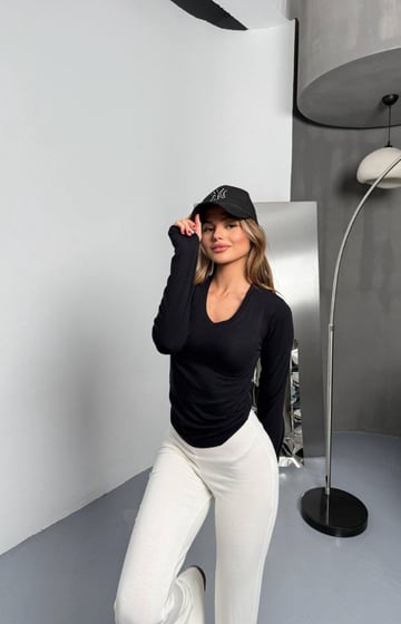 Buzzy Parmak Geçmeli V Yaka Body