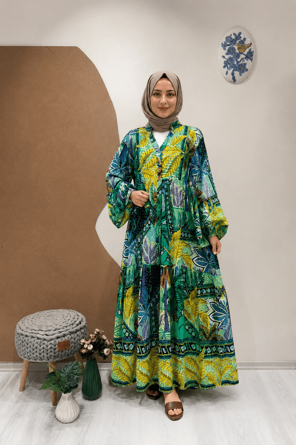 KOLU VOLAN YEŞİL ELBİSE