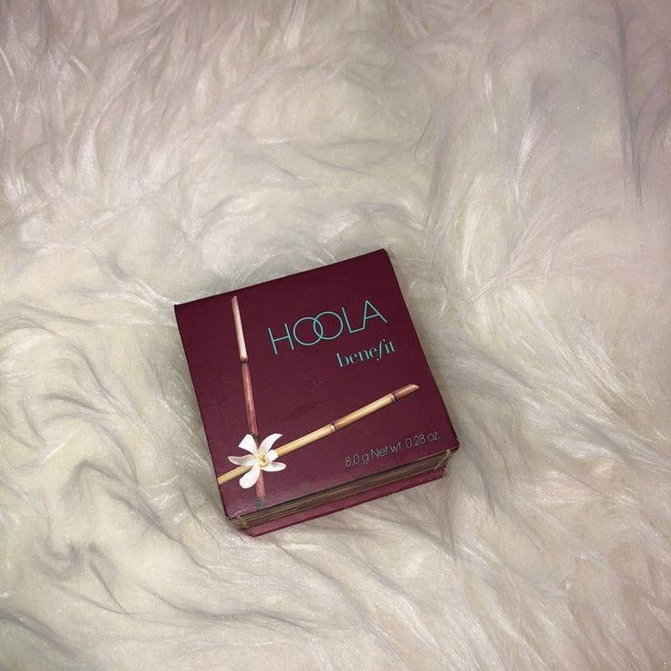 Benefit hoola