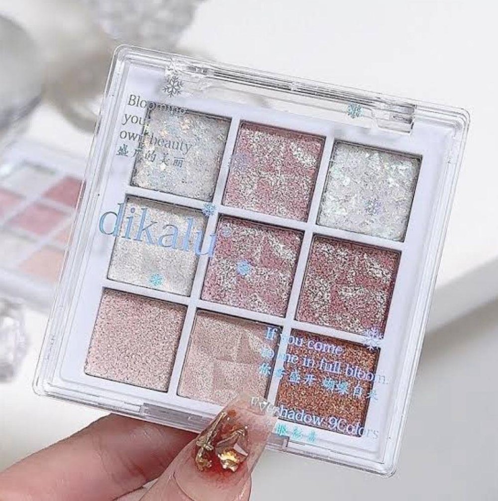 Dikalu snow sequin eyeshadow