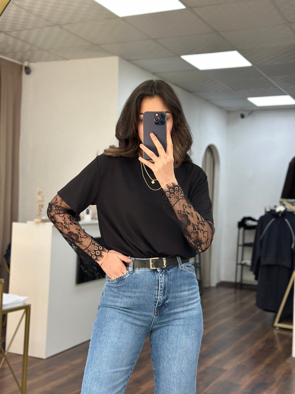 Siyah Dantel Kollu Modal T-shirt