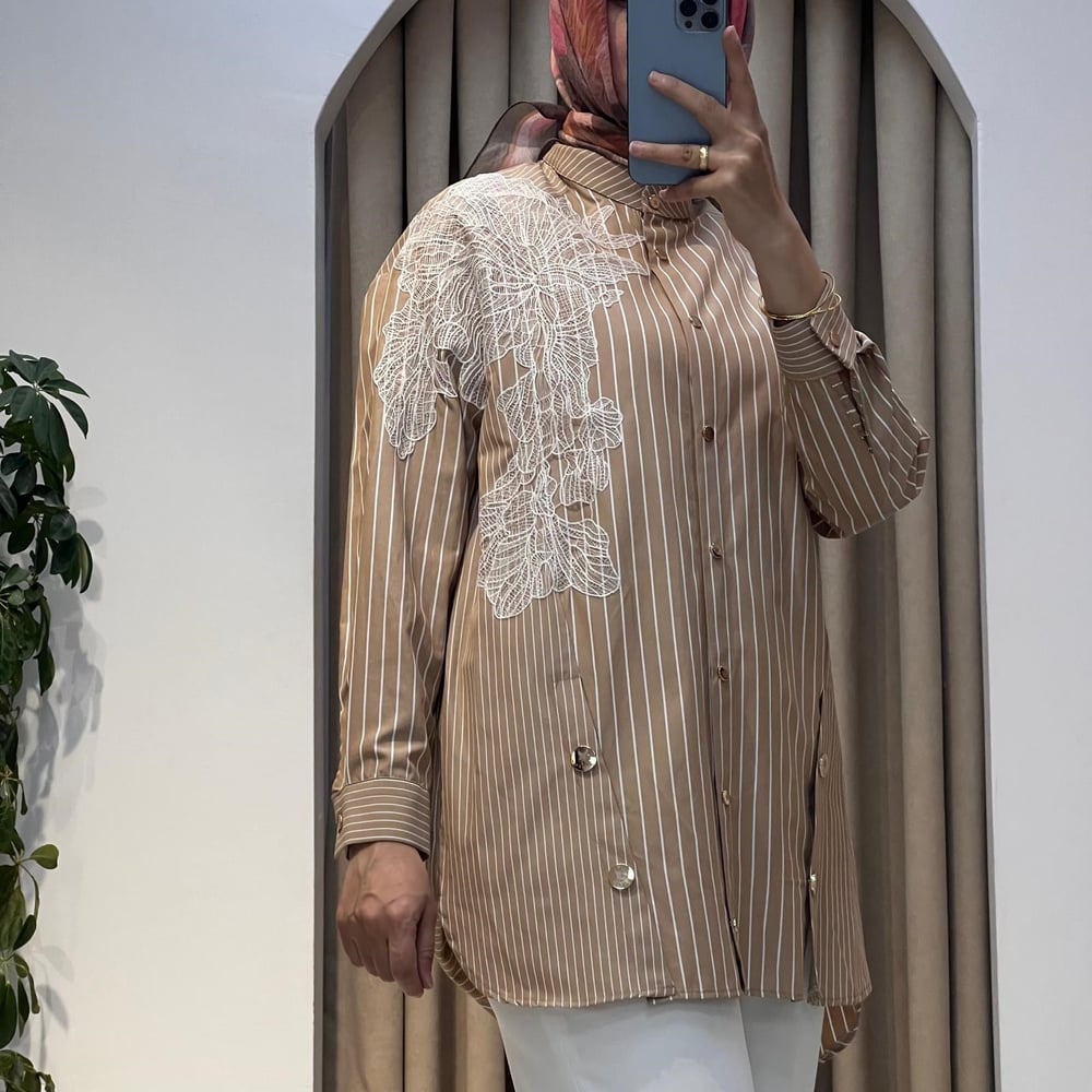 QMASH DESENLİ GÖMLEK CAMEL