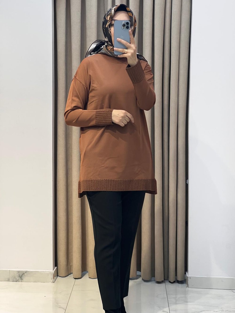 TIĞ TRİKO ETEK UCU SİMLİ TRİKO TUNİK KAHVE