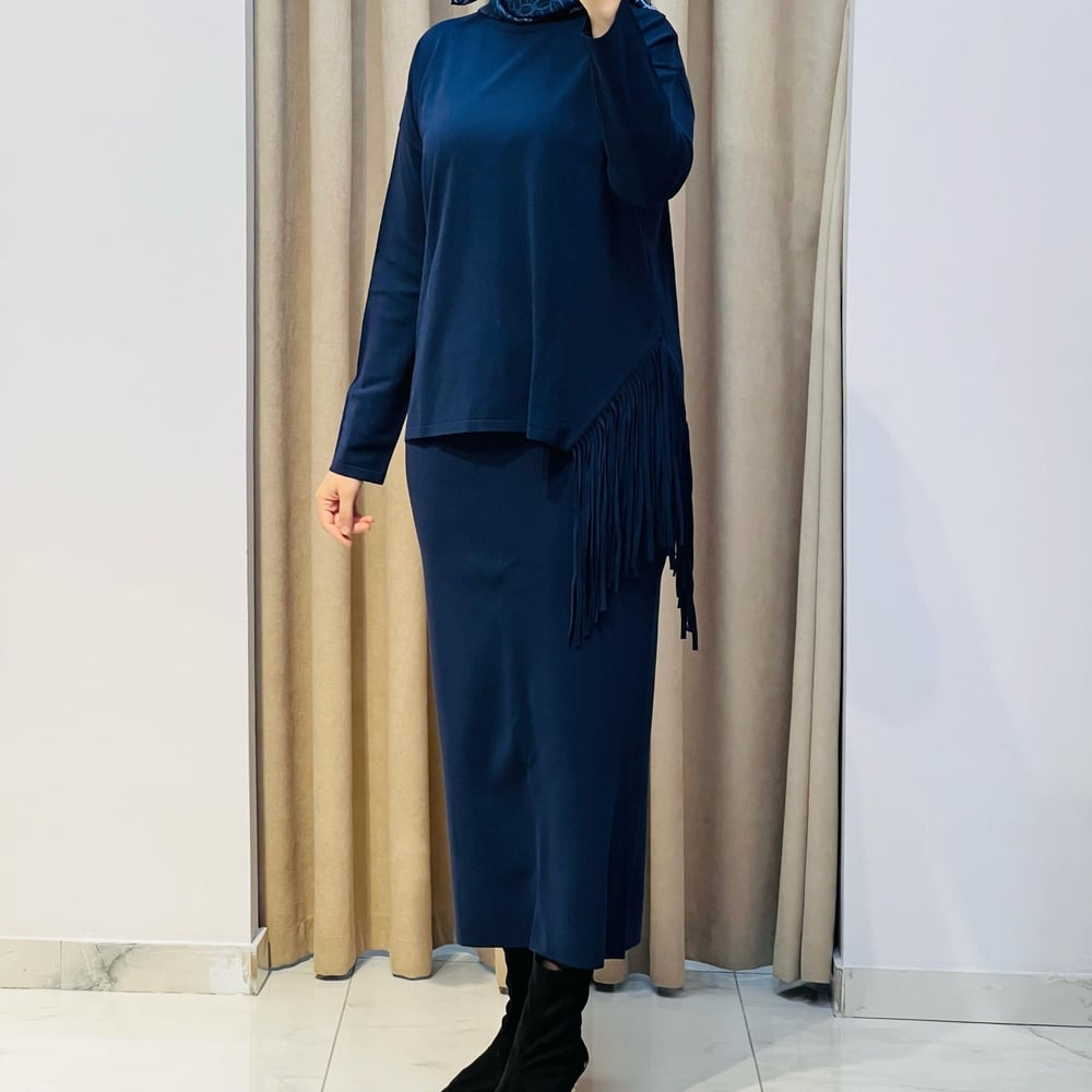 TIĞ TRİKO PÜSKÜL DETAYLI BLUZ ETEK RAYON TAKIM LACİVERT