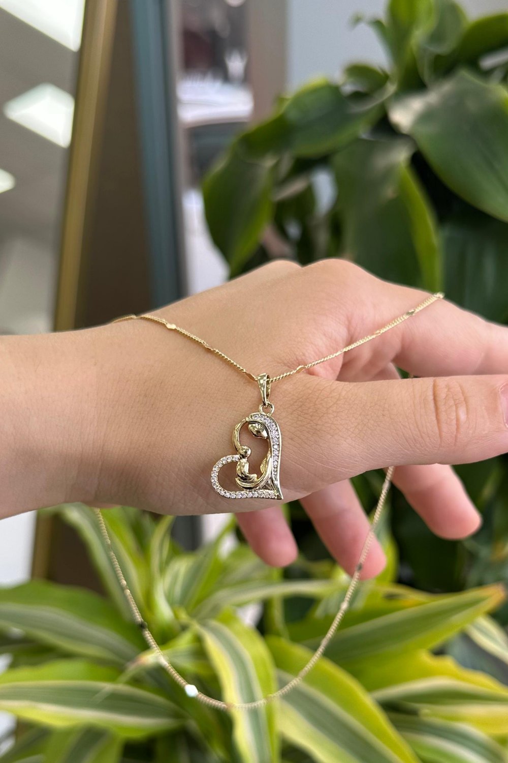 Anne Model Gold Altın Kaplama Kolye