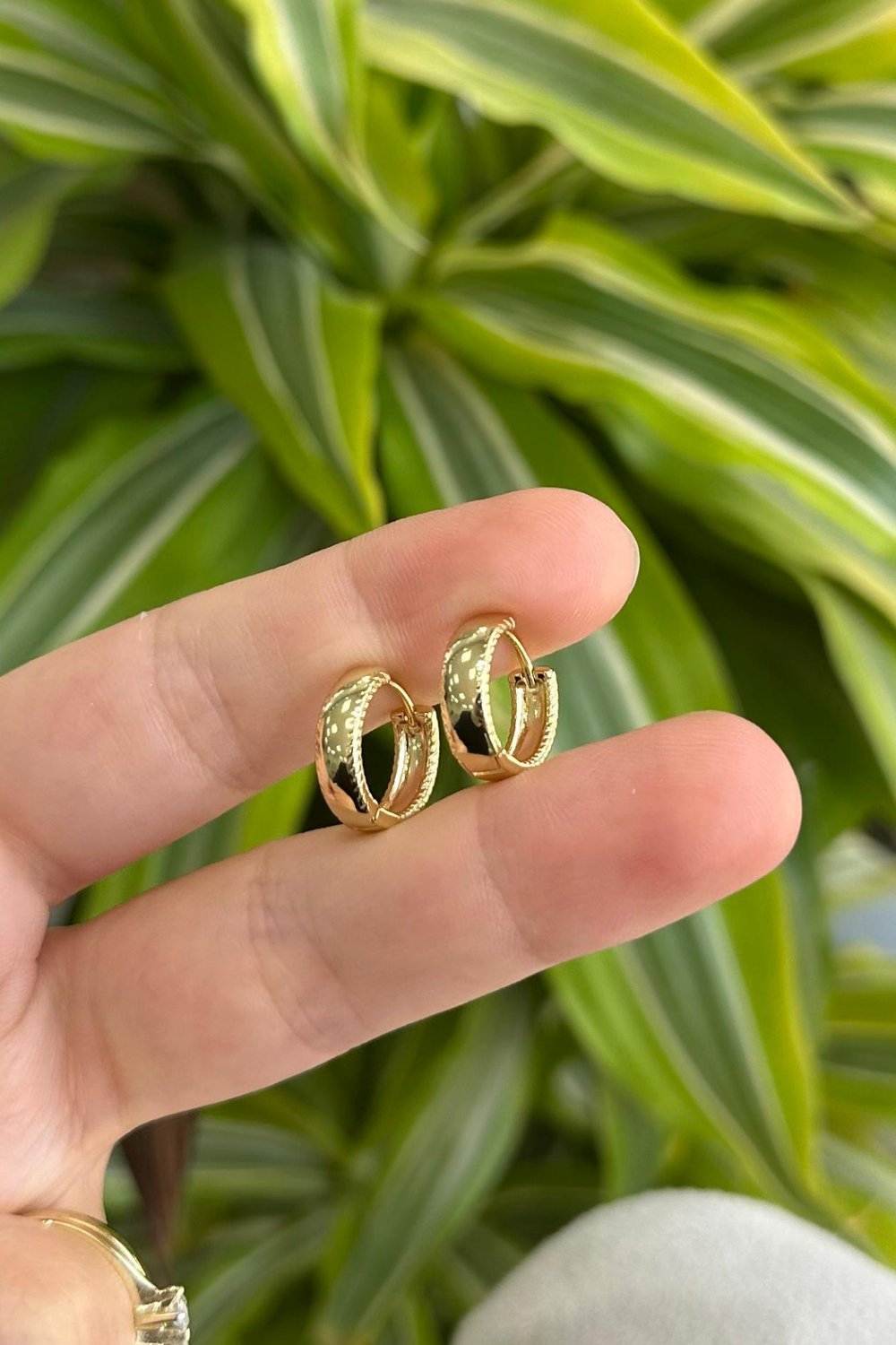 Diana Model Gold Altın Kaplama Küpe