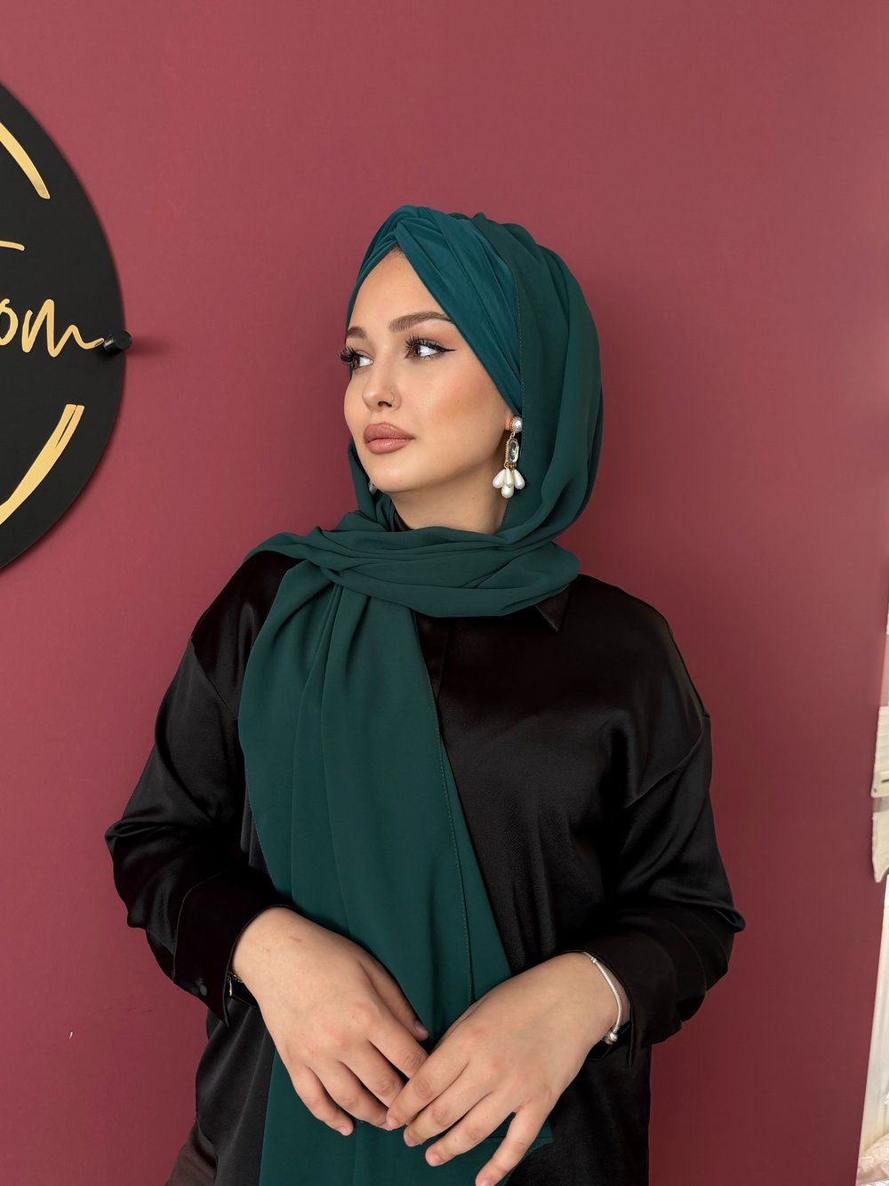 ZÜMRÜT DÜĞÜM DOLGULU BONEŞAL