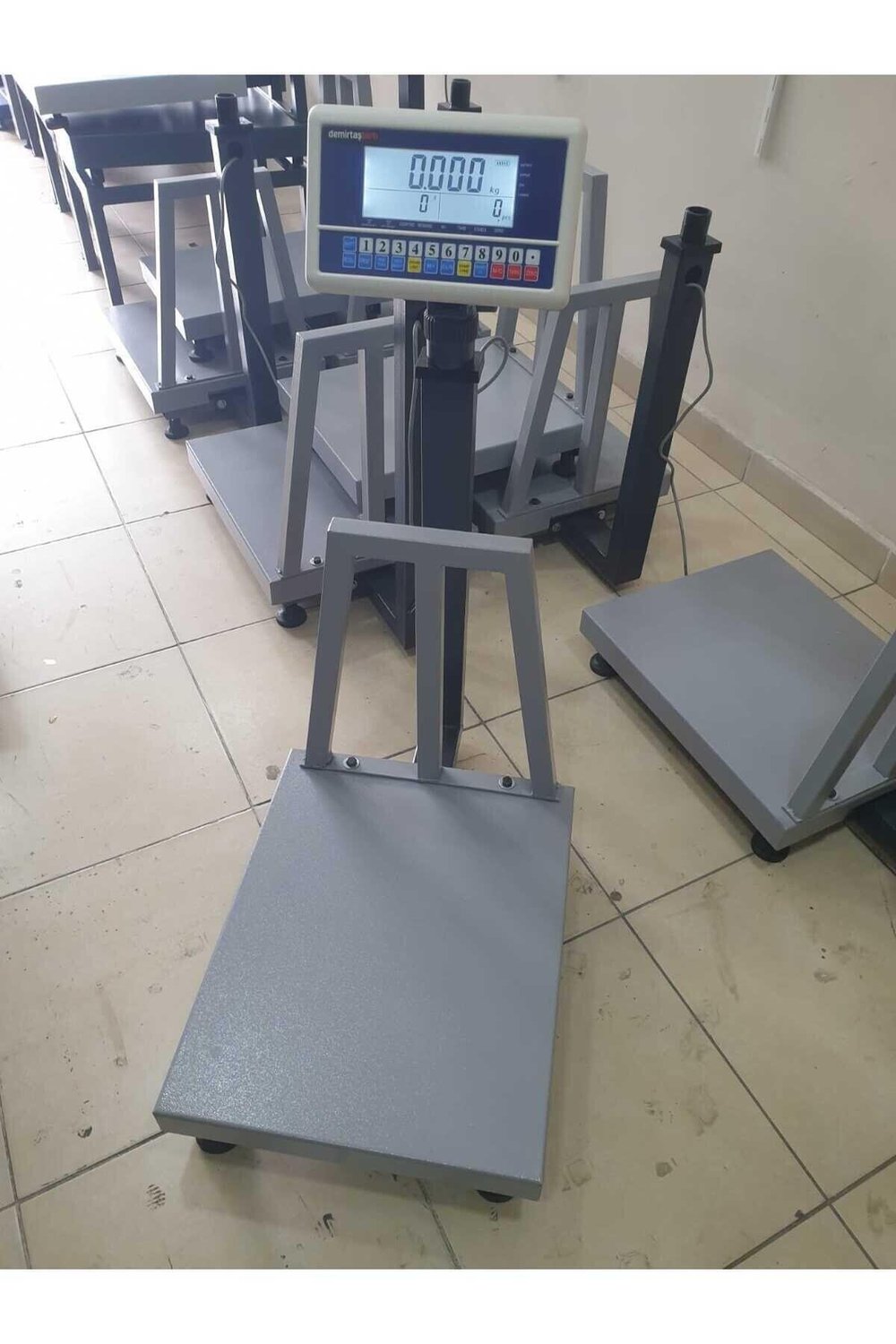 300-kg-40x50-cm-sayici-baskul-hassas-s-380a7-.jpg