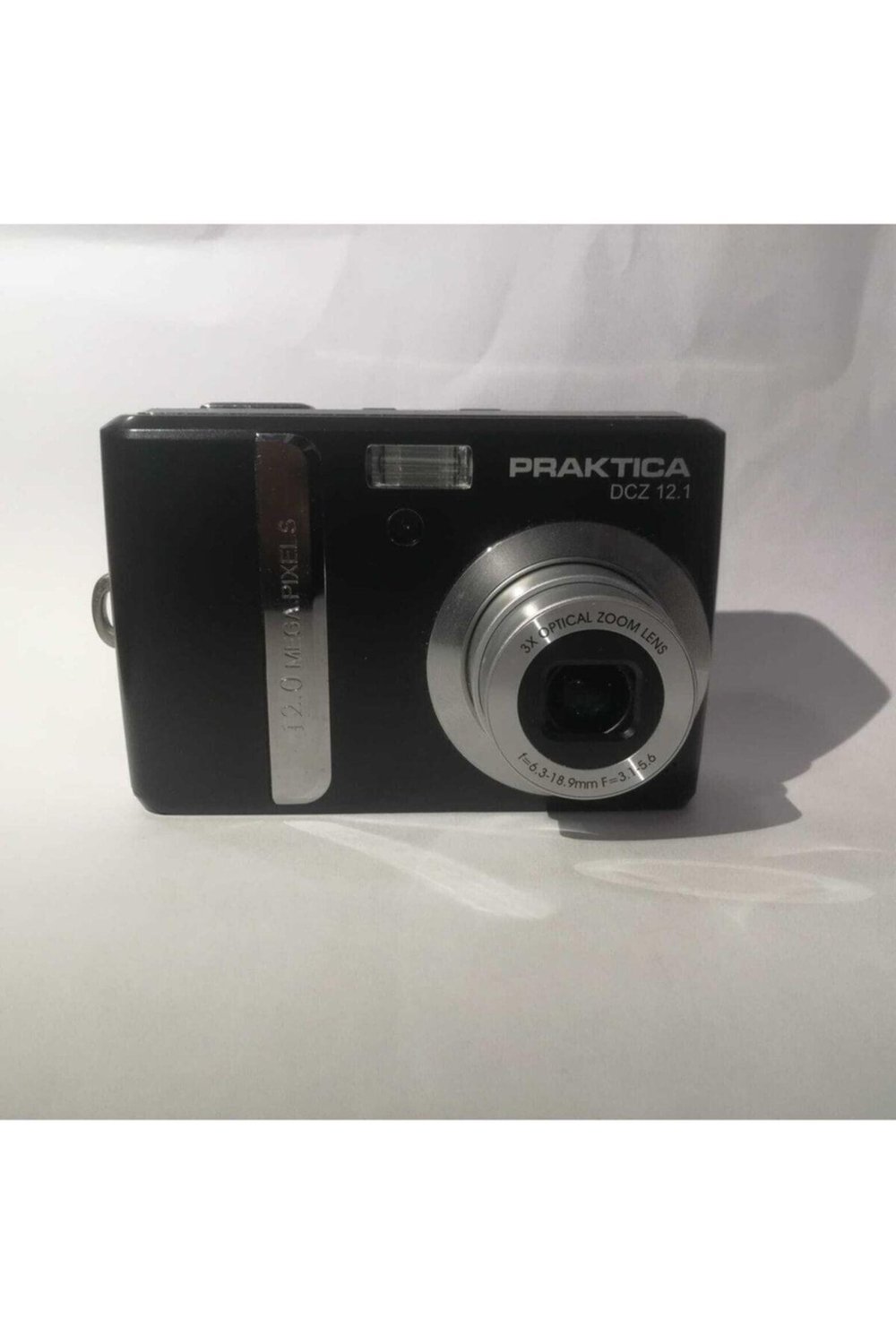 praktica-dcz-12-3e89c3.jpg