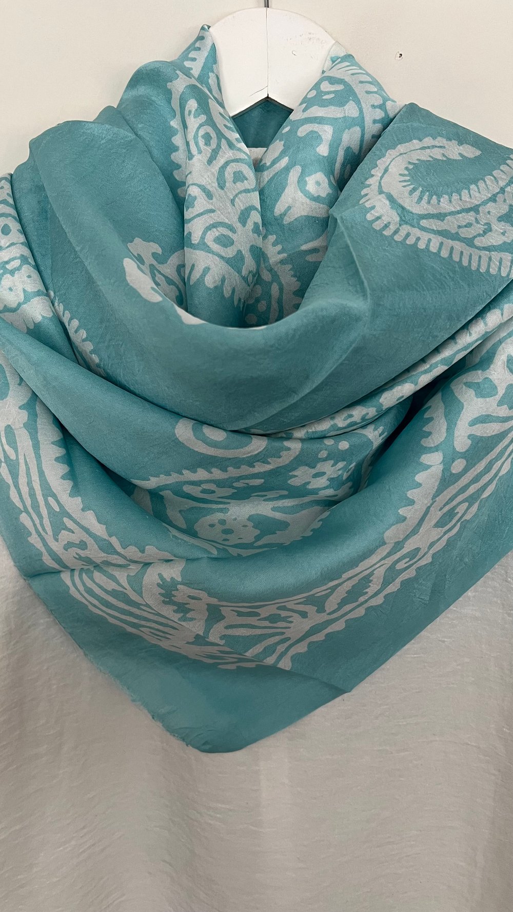 Buz Mavi Kelagayi İpek Eşarp 150x150