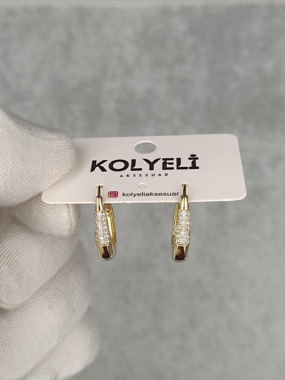 Kolyeli new1 küpe (14 ayar altın rengi)