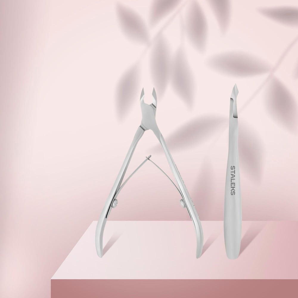 Staleks Pro Beauty&Care NBC-10-5 tırnak eti pensi — paslanmaz çelik, mat saplı, çift yaylı, profesyonel manikür/pedikür aracı