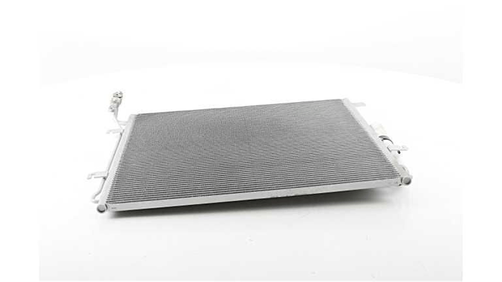 BMW BSG BSG 15-525-026 KLIMA RADYATÖRÜ 04-10 LAND ROVER RANGE ROVER DISCOVERY III 2.7 TDV6