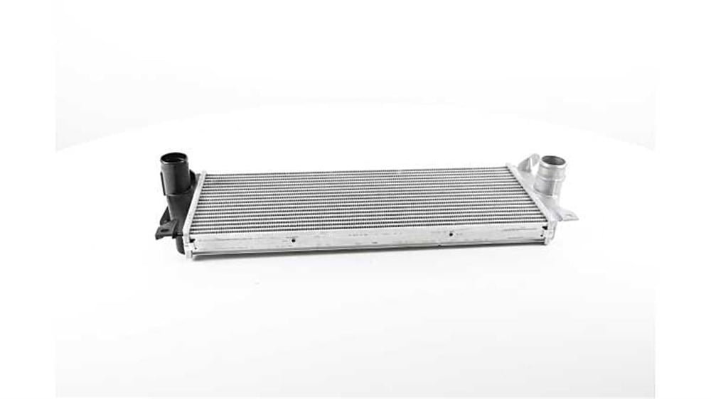 BMW BSG BSG 15-535-027 TURBO RADYATÖRÜ 98-04 LAND ROVER RANGE ROVER DISCOVERY II 2.5 Td5