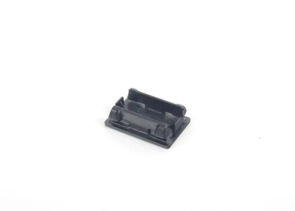 BMW E81-E82-E87-E88-E90-E91-E92-E93-F20-F21-F22-F23-F30-F31-F34-F35-4F32-F33-F36-E60-E61-X1 E84-X3 F25-X4 F26 2005-2018 AYAK BAKALIT  KAPAK BMW 51437110827
