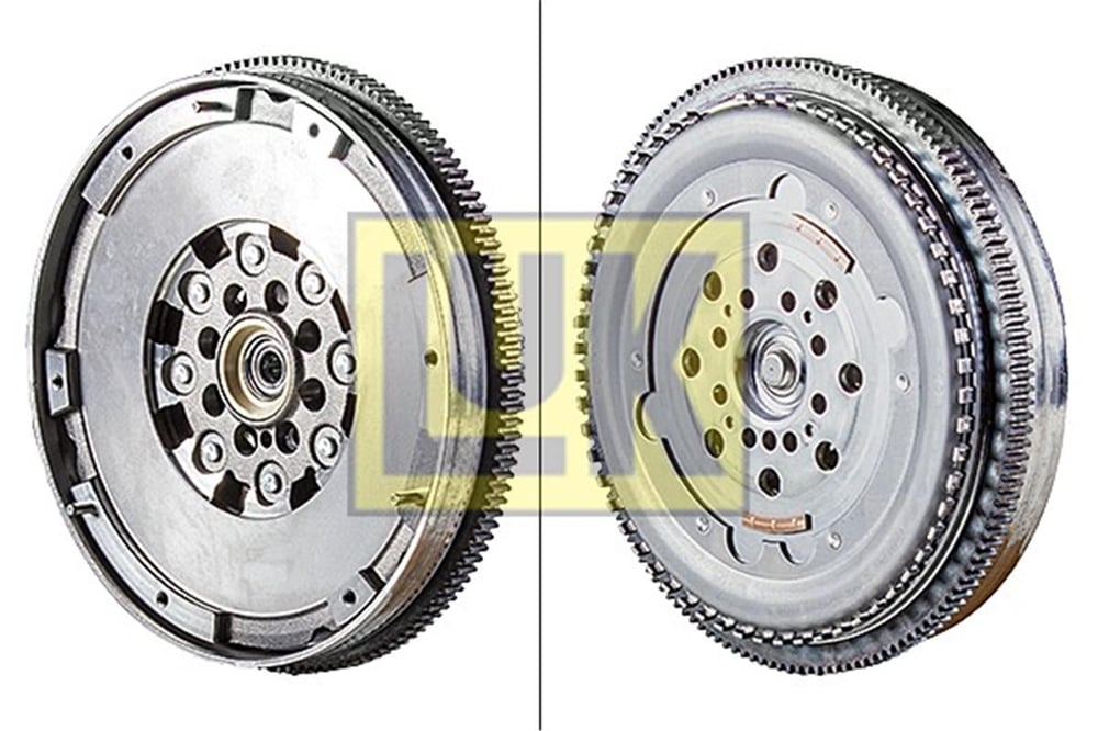 MERCEDES LUK LUK 415 0136 10 VOLAN 98-03 VITO 108,110,112.CDI OM.611