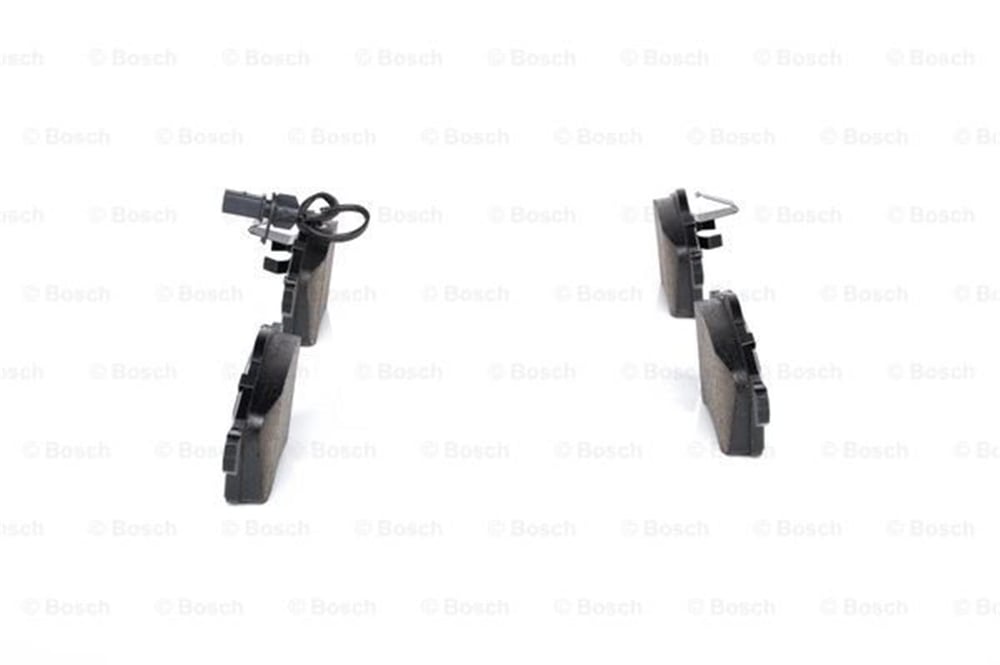 VW BOSCH BCH 0986424537 FREN BALATASI ÖN 91-03 T4 ACV-AJT 2,5 TDI