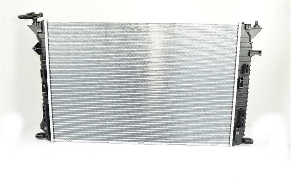 VW BSG BSG 90-520-030 SU RADYATÖRÜ 08- A4-A5-A6-A7 CALA-CAMA-CGKA-CLAB-CTCB-CZVD 3,2 FSI-2,7 TDI-3,0 TDI