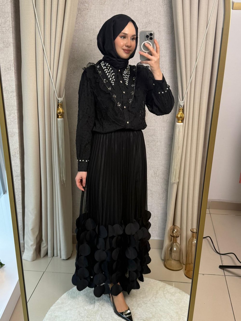 MMZ Yaka Taşlı Ve Boncuk İşlemeli Gömlek Siyah