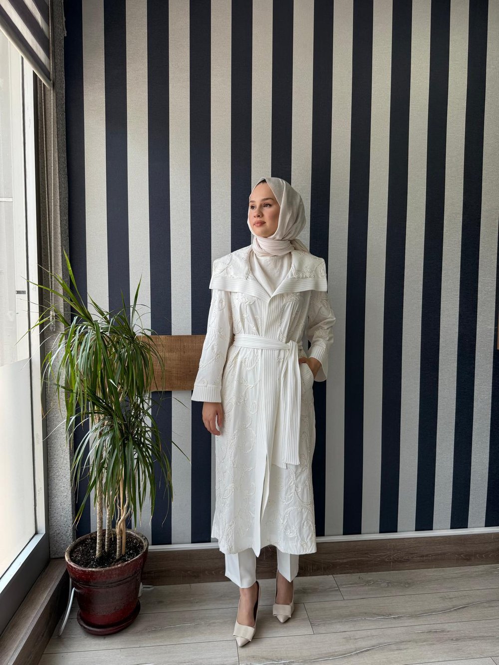 Nuss İşleme Detaylı Kap 6041 Ekru