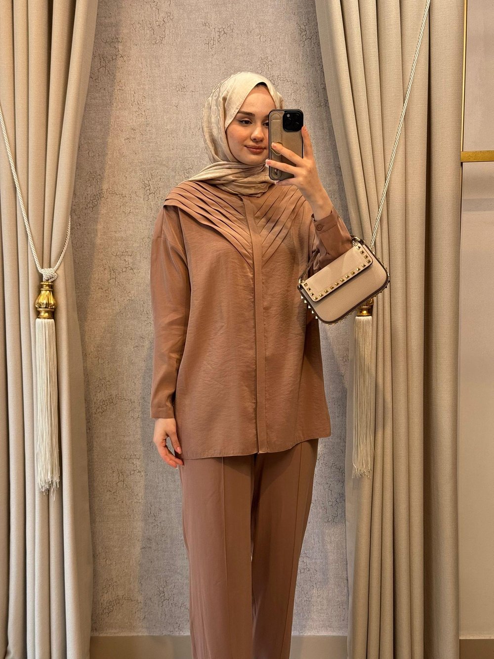 Nuss 1071 Pantolonlu Takım Çikolata