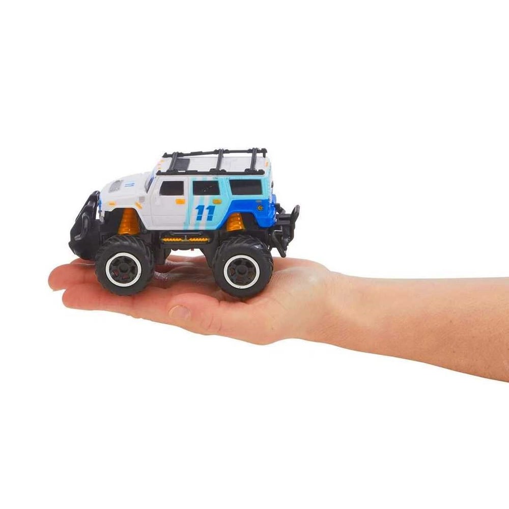 REVELL CONTROL KUMANDALI ARABA 23493 LİNE BACKER 2 CHANNEL 27MHZ 1:43 IŞIKLI 6+