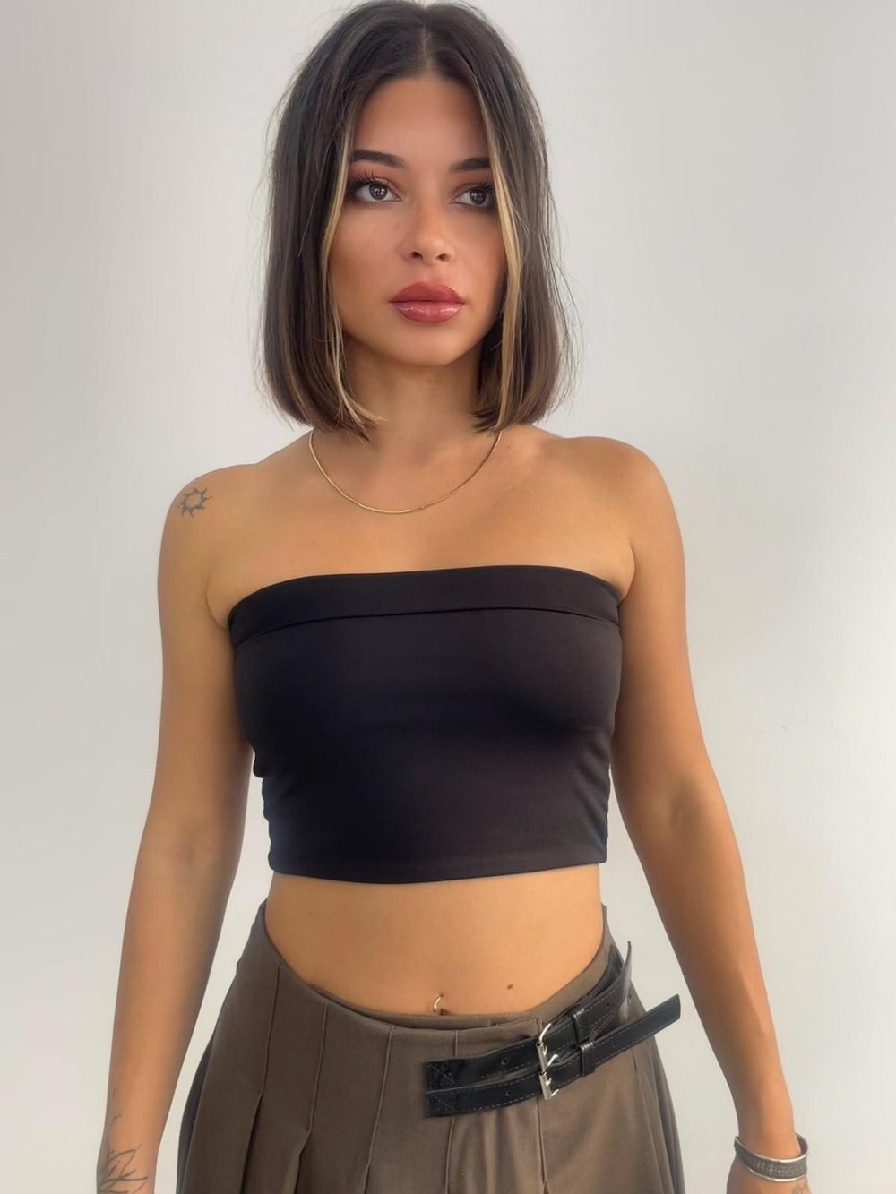 Çift kat siyah crop straplez