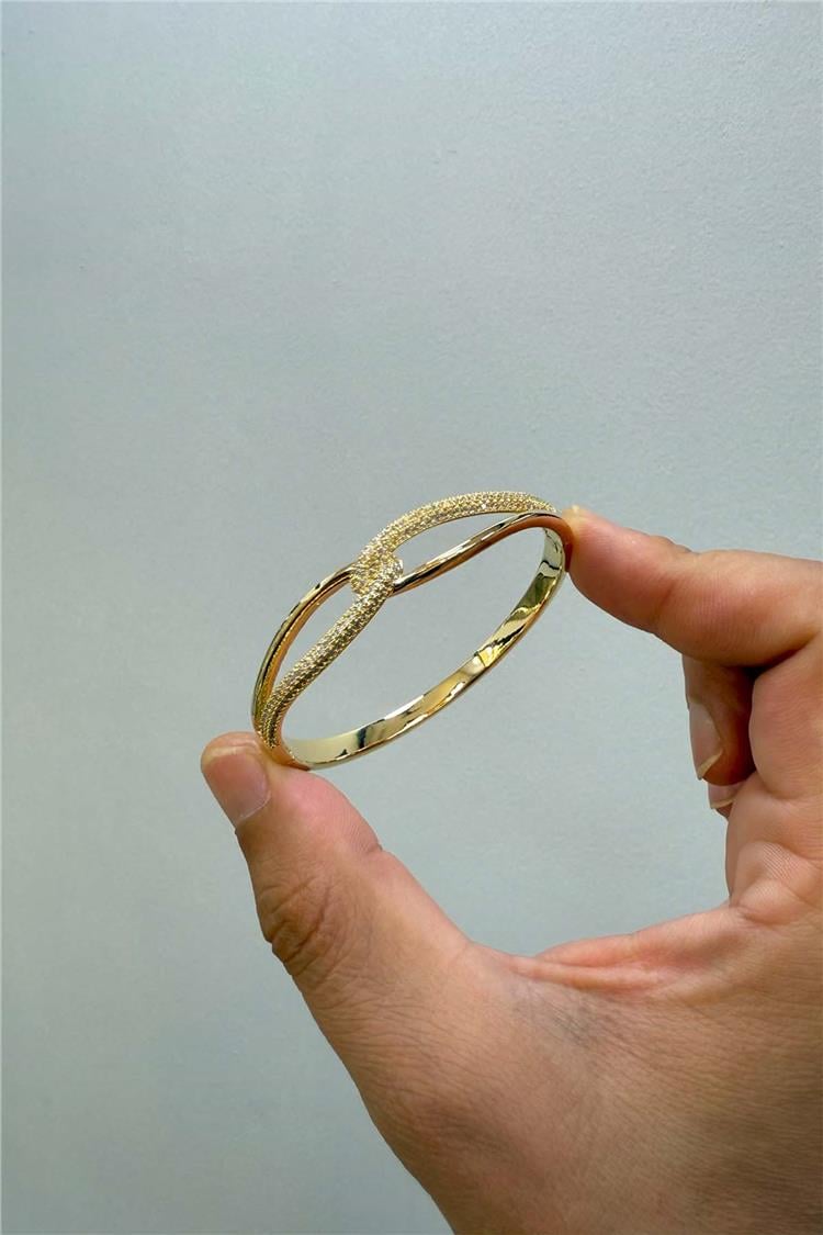 14 K Renk Vip Zirkon Taşlı Kelepçe