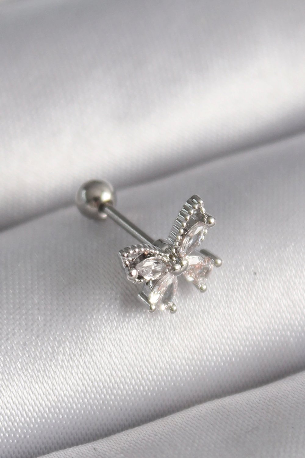 316l Çelik Gümüş Renk Zirkon Taşlı Kelebek Tragus Piercing