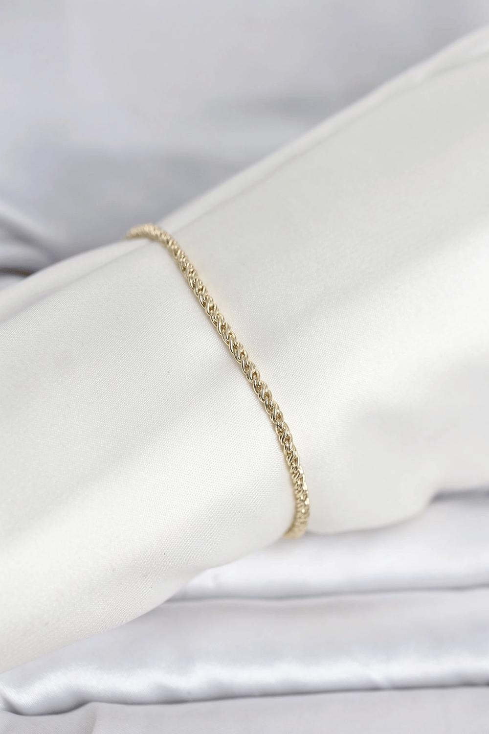 Cm 14k Gold Renk Burgulu Zincir Model Kadın Bileklik