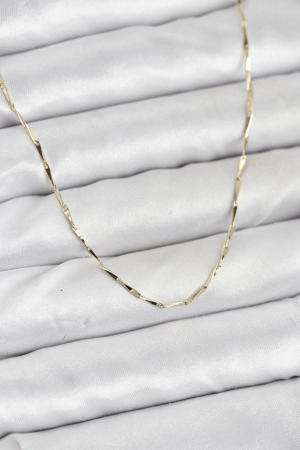 Cm 14k Gold Renk İnce Kesim Çubuk Model Zincir Kadın Kolye
