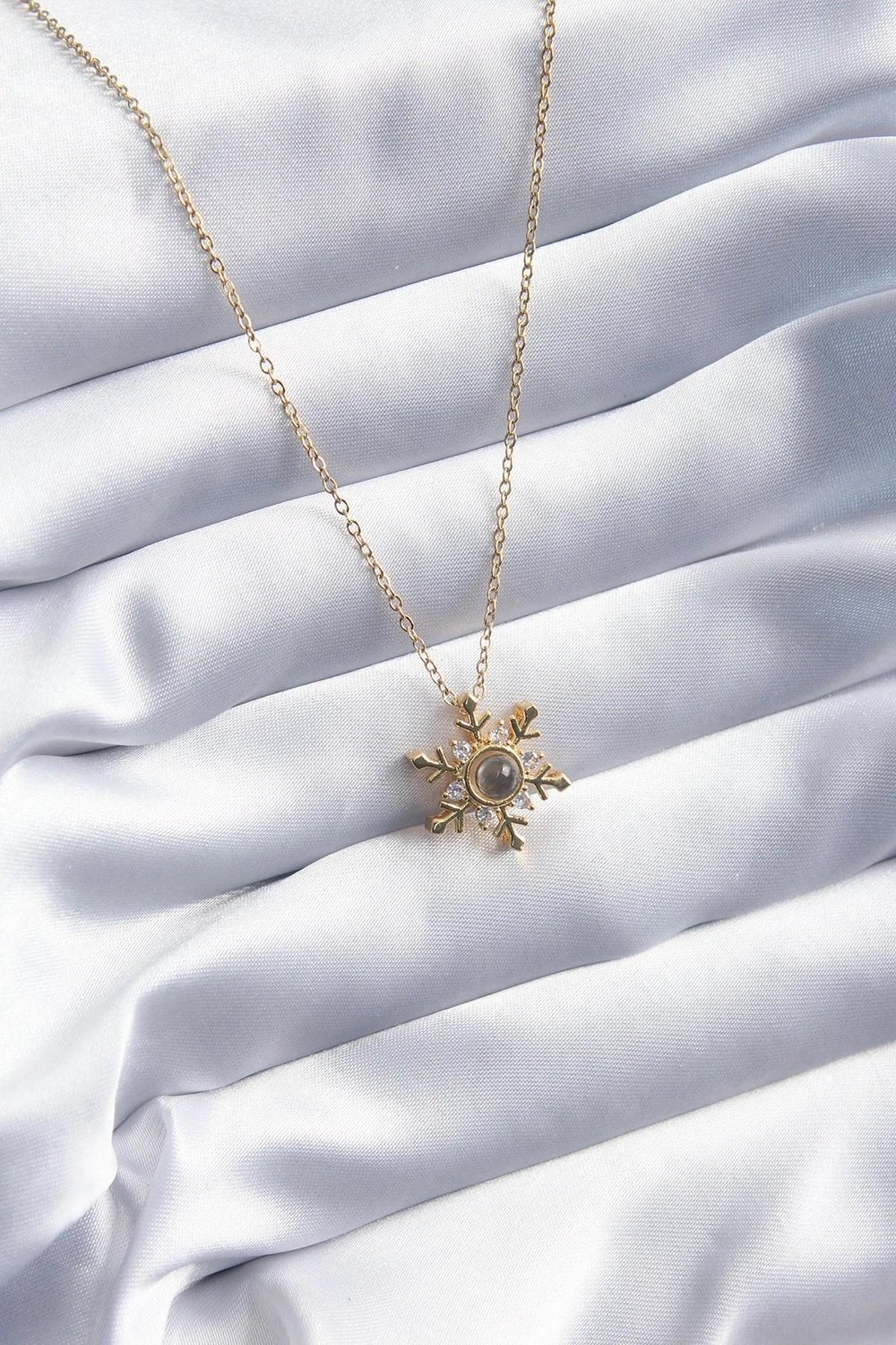 Mey İthalat® 316L Çelik Gold Renk Zirkon Taşlı Kar Tanesi Projeksiyon Model Kadın Kolye