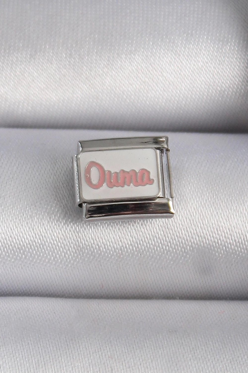 Mey İthalat® 316L Çelik Gümüş Renk Beyaz Pembe Ouma İşlemeli Nomination Charm