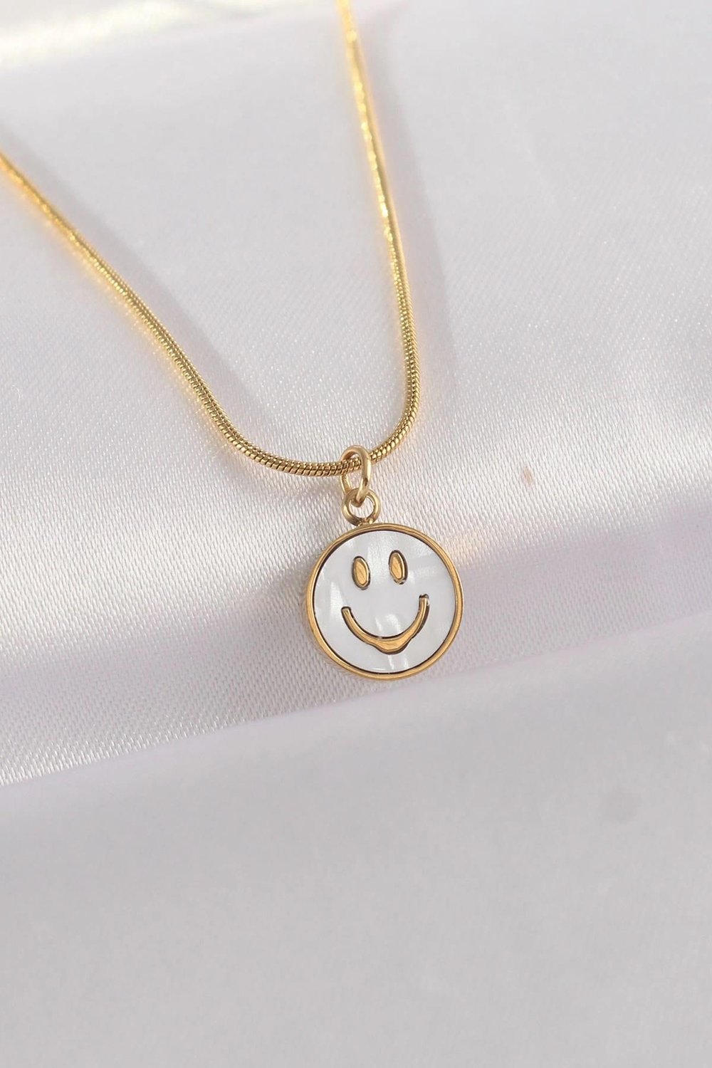 Mey İthalat® 316L Çelik Zincir Altın Renk Mermer Desenli Minimal Smile Kolye