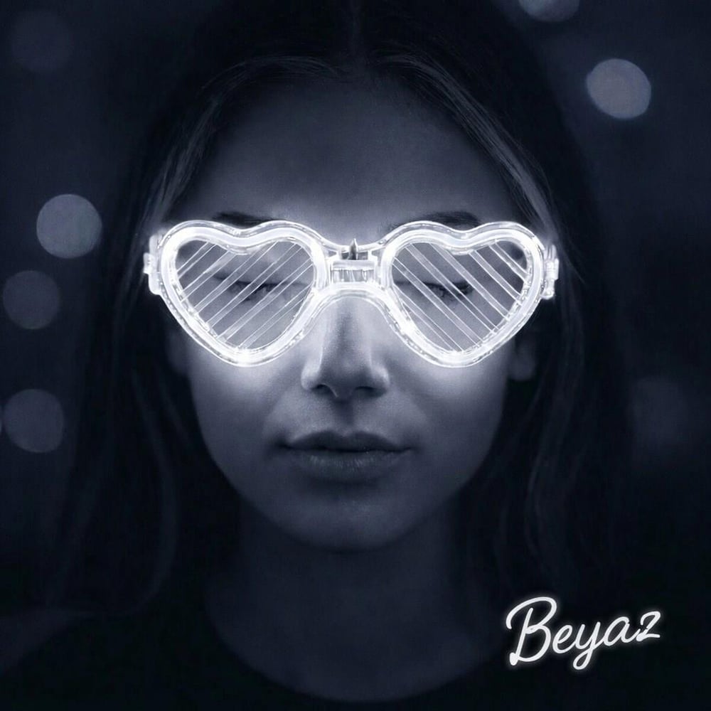Mey İthalat® Beyaz LED Işıklı Kalp Gözlük – 3 Modlu Parti & Glow Gözlüğü
