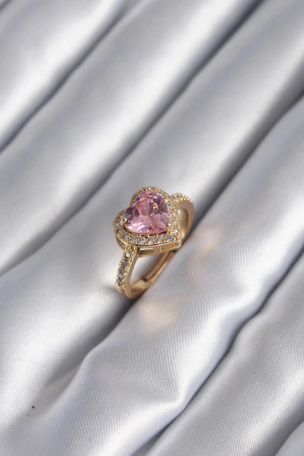 Mey İthalat® Pirinç Gold Renk Pembe Zirkon Taşlı Charm Kalp Model Kadın Yüzük