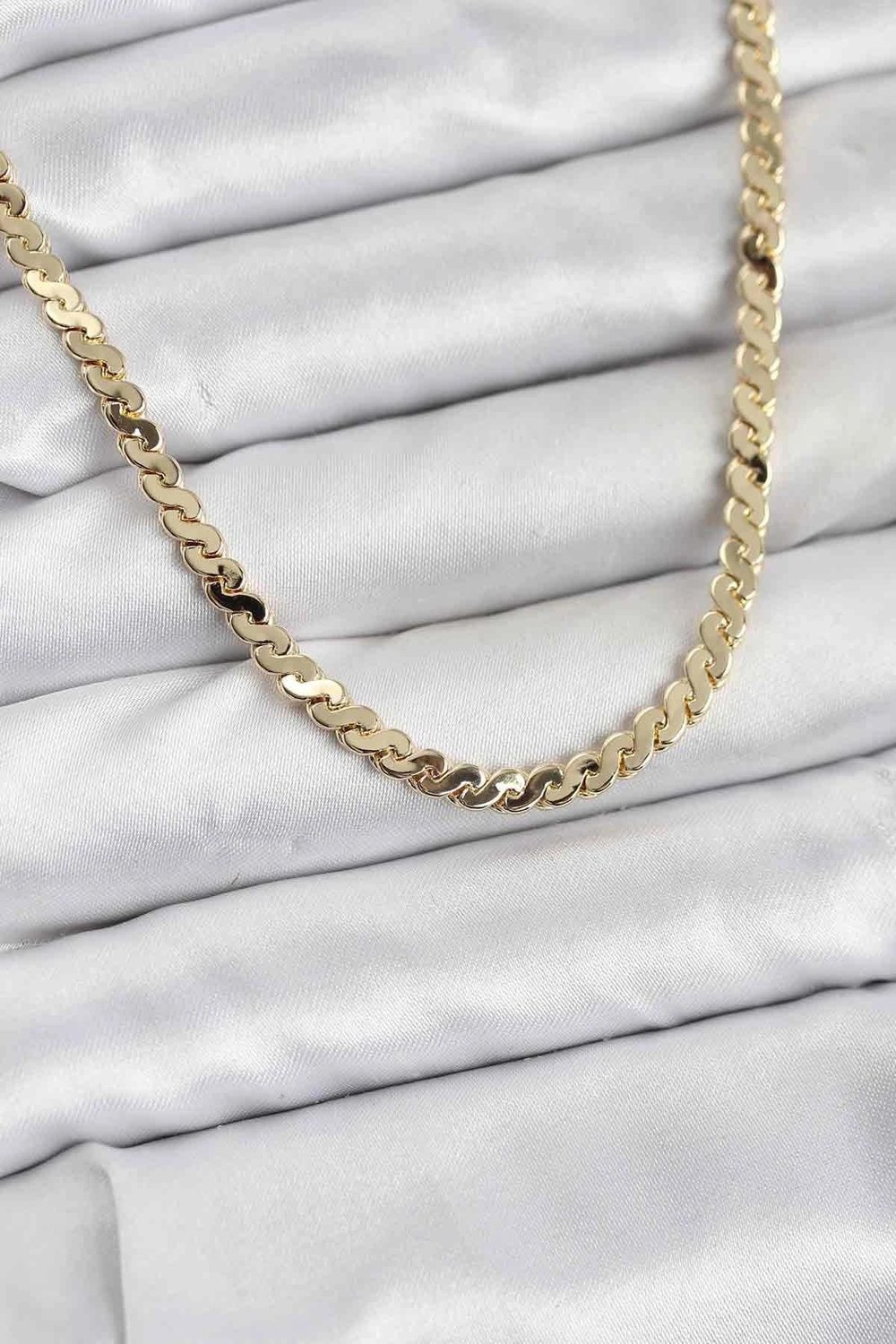 Mey İthalat® Pirinç Gold Renk Yassı Zincir Kadın Kolye