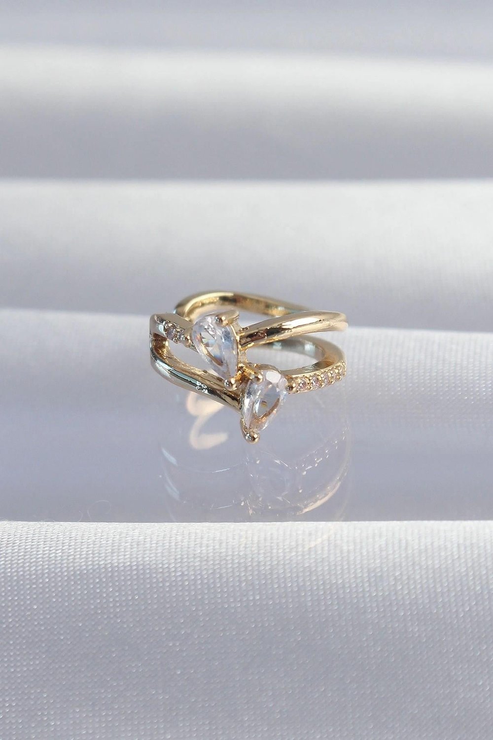 Mey İthalat® Pirinç Gold Renk Zirkon Taşlı Damla Earcuff Küpe