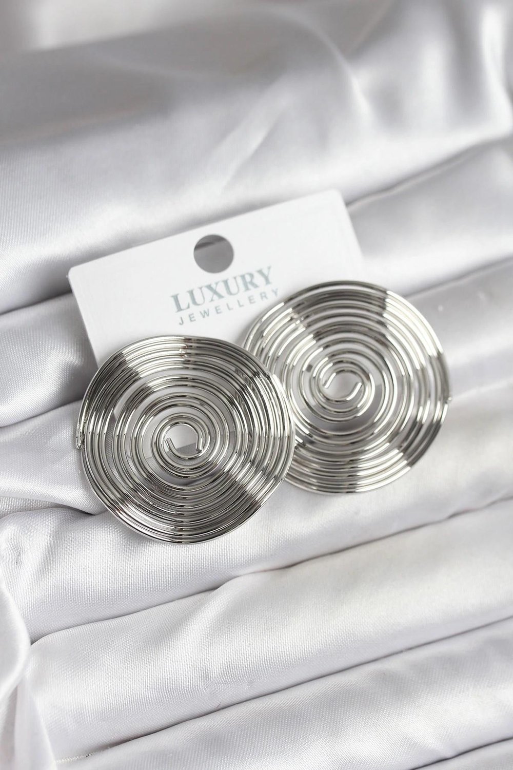 Mey İthalat® Pirinç Gümüş Renk Circle Model Kadın Küpe