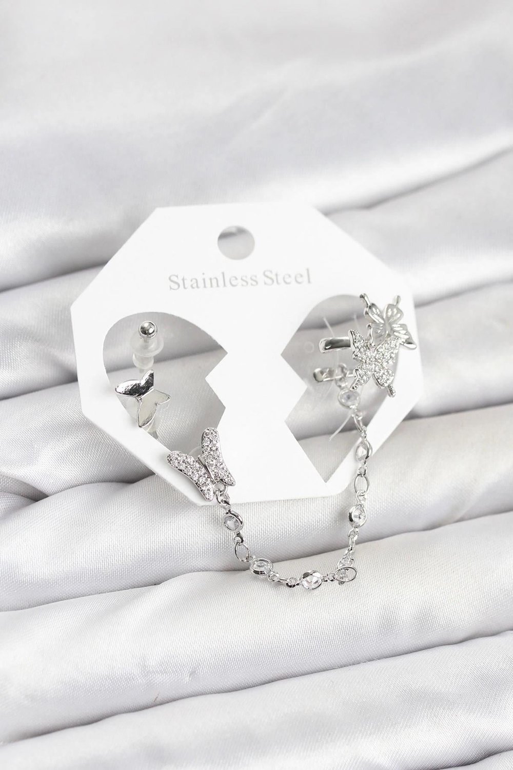 Mey İthalat® Pirinç Gümüş Renk Kelebek Model Zincir Bağlantılı Ear Cuff Küpe Seti