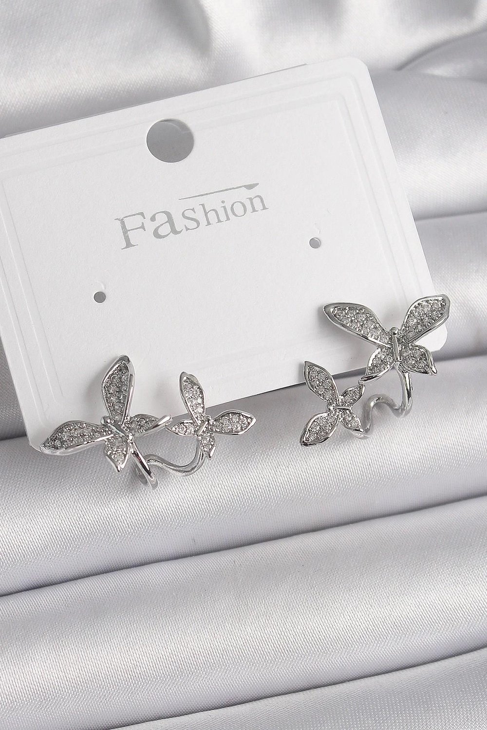 Mey İthalat® Pirinç Gümüş Renk Zirkon Taşlı Kelebek Model Kadın Küpe
