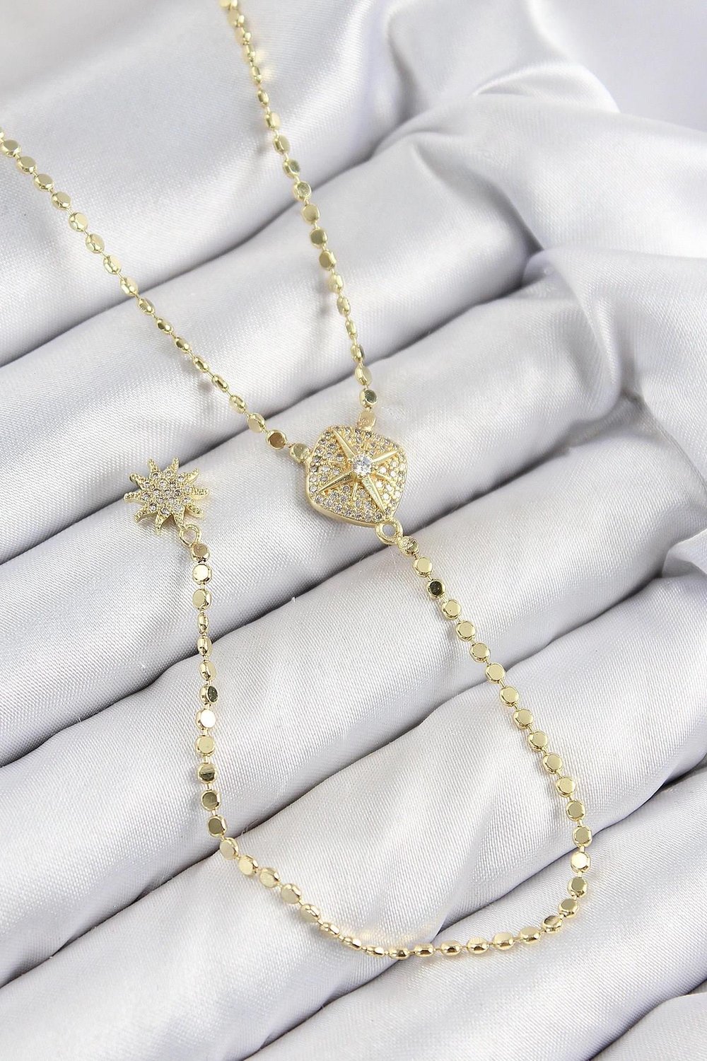 Mey İthalat® Pirinç Zirkon Taşlı Ezme Zincirli Madalyon Model Gold Renk Y Kolye
