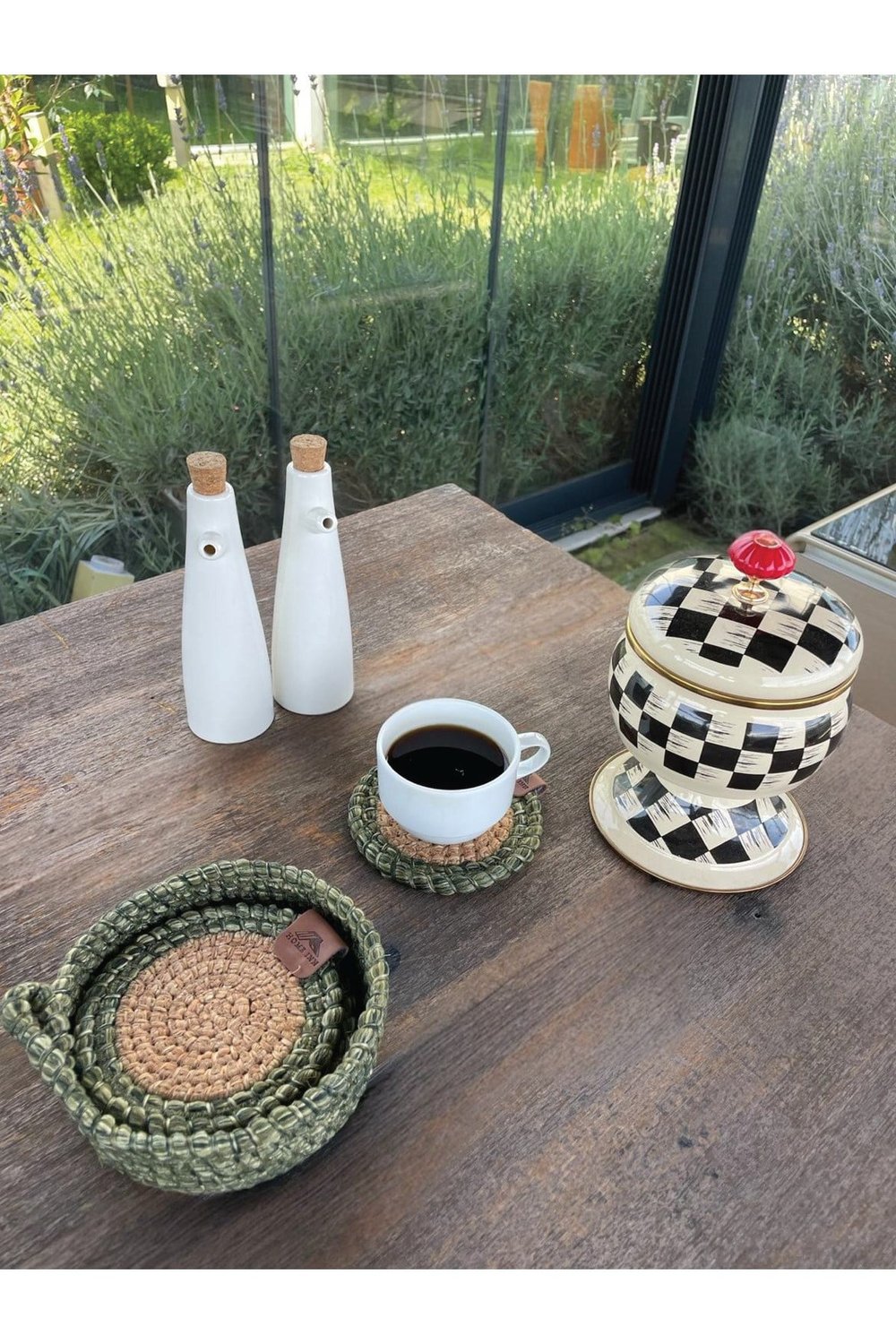 4 Adet Yuvarlak Kılfılı Bardak Altlığı- Leke Tutmaz- Naturel-Yeşil 13x13 cm