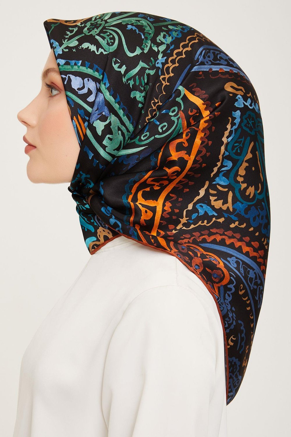 Armine Nostalji Serisi %100 Twill İpek Eşarp 9037D 53
