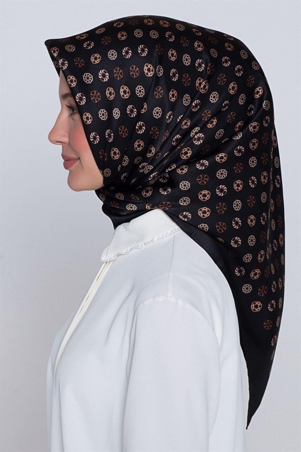 Armine Nostalji Serisi %100 Twill İpek Eşarp 7926D 09