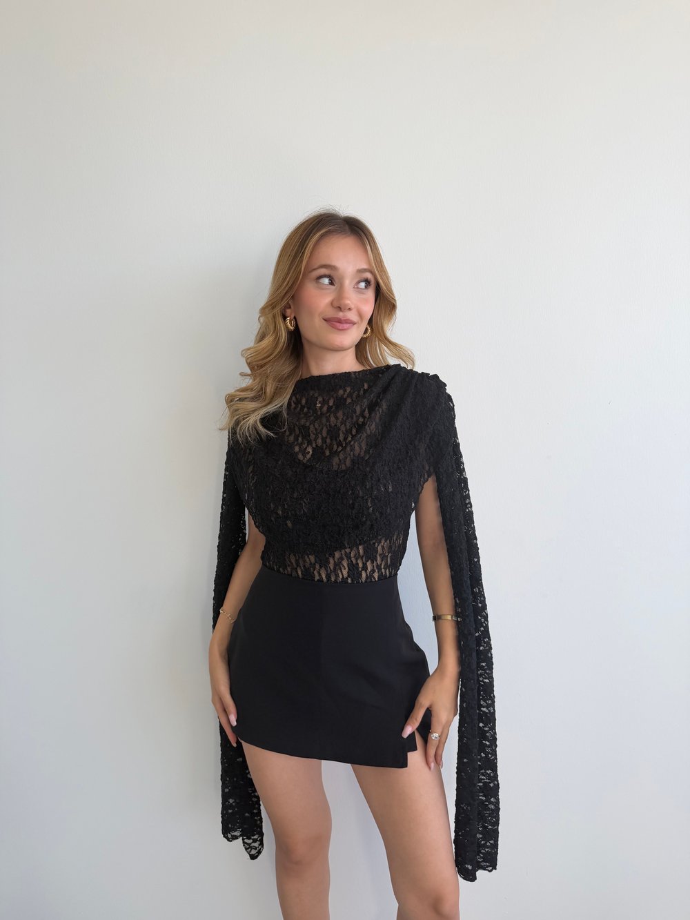 Dantel Pelerin Bodysuit