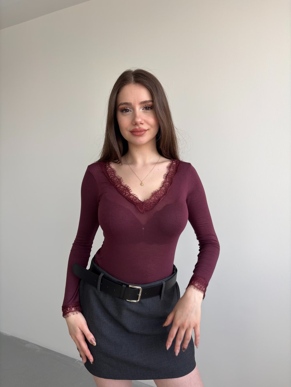 Dantel Yaka Kısa Crop