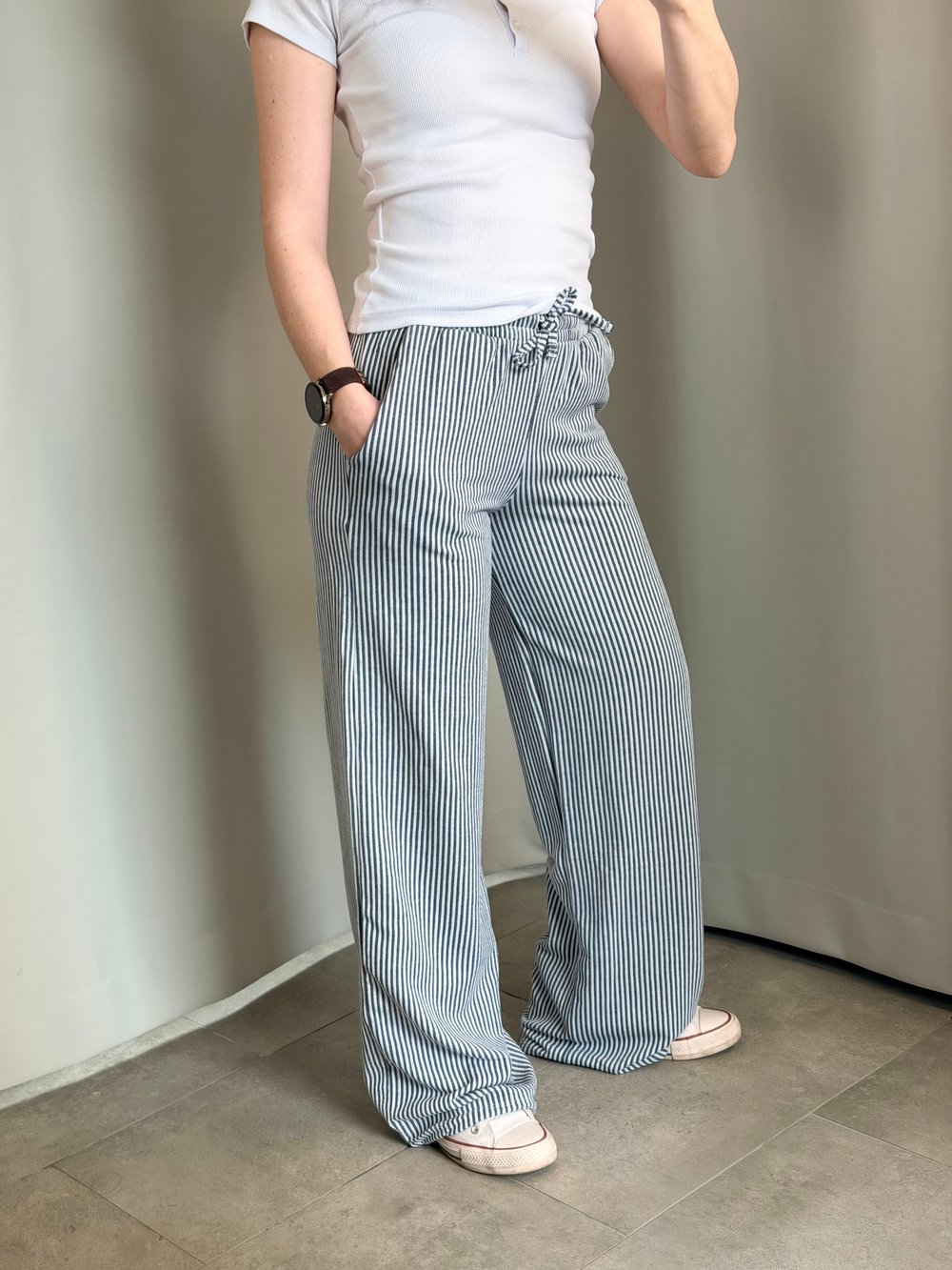 Mavi Çizgili Yumuşak Pantolon 